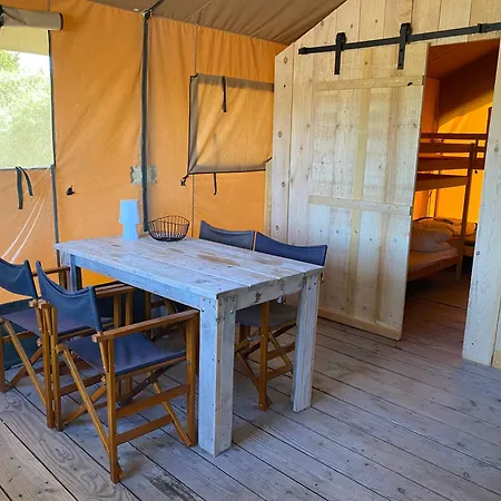 Luxury tent Natuurcamping Les Fruits Du Passau