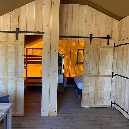 Luxury tent Natuurcamping Les Fruits Du Passau *