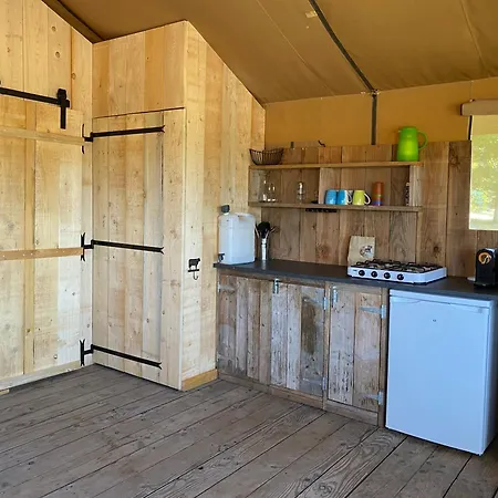 Luxury tent Natuurcamping Les Fruits Du Passau Saint-Desire